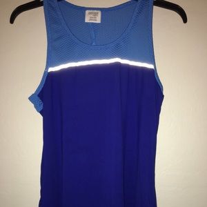 Workout tank top